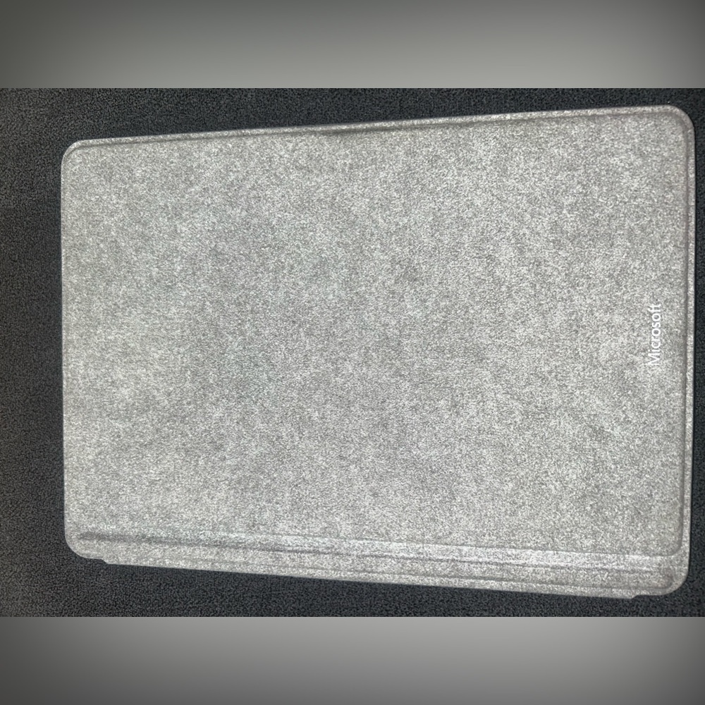 Microsoft Surface Go